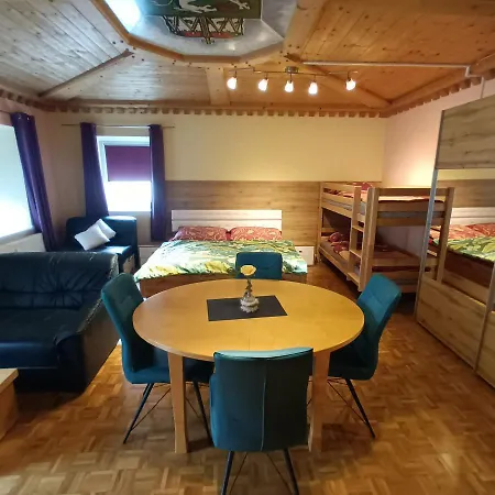 Und Marktcafe 87 Apartamento *