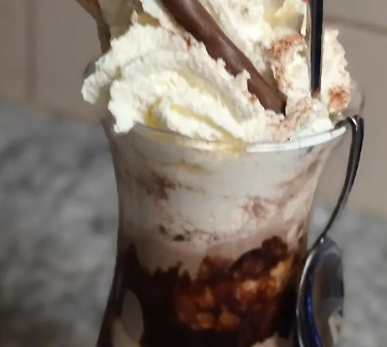 Und Marktcafe 87 شقة